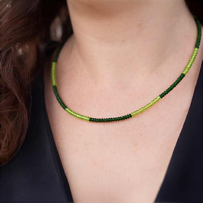 Collar en plata con Peridoto