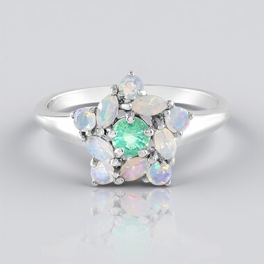Anillo en plata con Esmeralda de Rusia