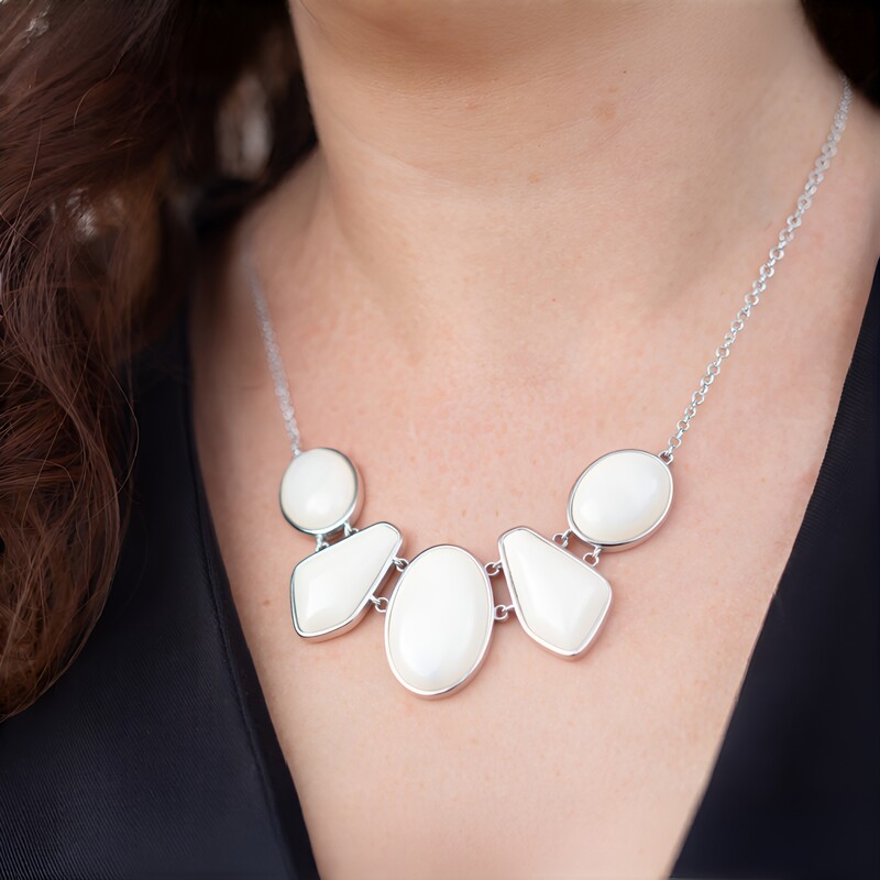 Collana in argento con Madreperla