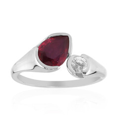 Anello in argento con Rubino Bemainty