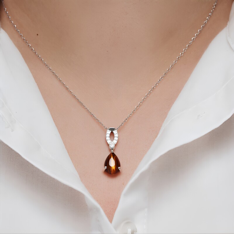 Colgante en plata con Ojo de tigre rojo