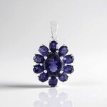 Ciondolo in argento con Iolite
