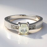 Anello in argento con Ortoclasio