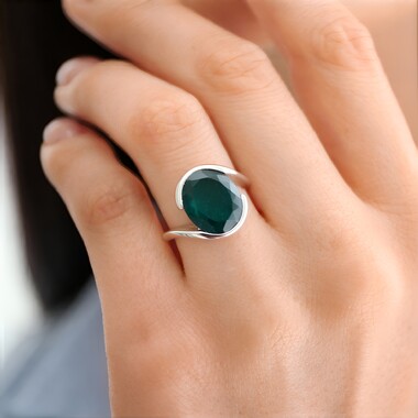 Anillo en plata con Grandidierita