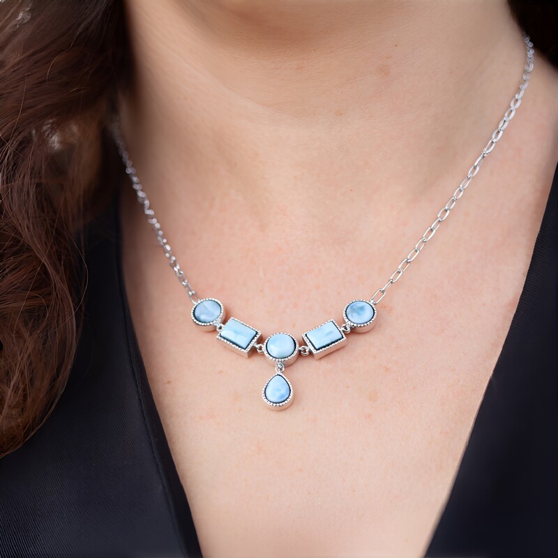 Collana in argento con Larimar