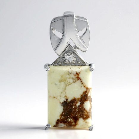 Ciondolo in argento con Magnesite