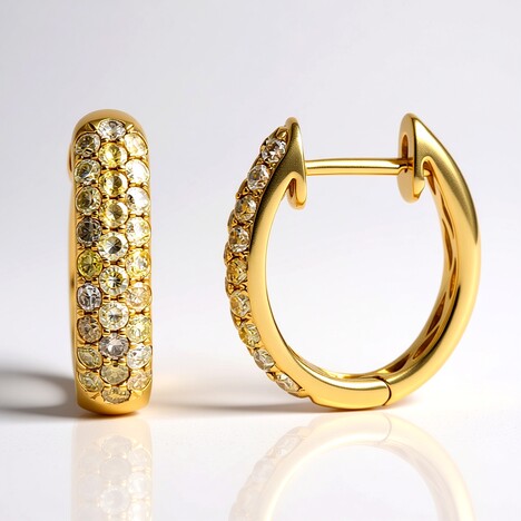Orecchini in oro con Diamante Fancy SI2 (CIRARI)