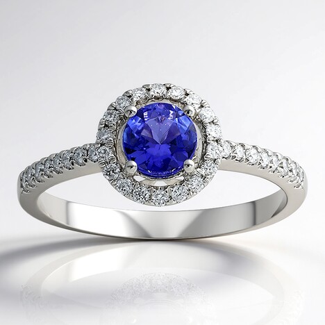 Anello in oro con Tanzanite AAA