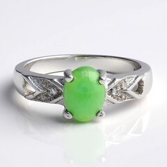 Anello in argento con Crisoprasio Imperiale