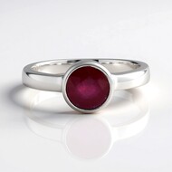 Anillo en plata con Rubí de Bemainty