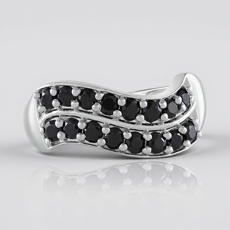 Anello in argento con Spinello Nero