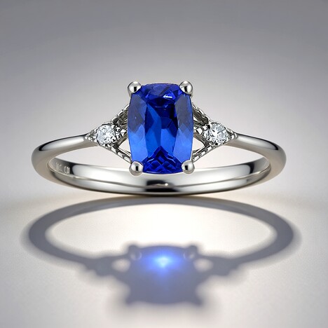Bague en or et Tanzanite AAA