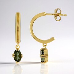 Orecchini in argento con Moldavite