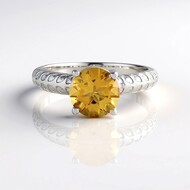 Anello in argento con Scapolite