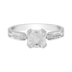 Anillo en plata con Zircón