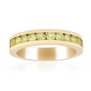 Anillo en plata con Peridoto de Birmania