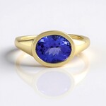 Anello in oro con Tanzanite AAA