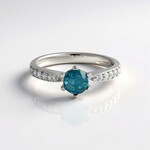 Bague en argent et Kyanite bleu pétrole