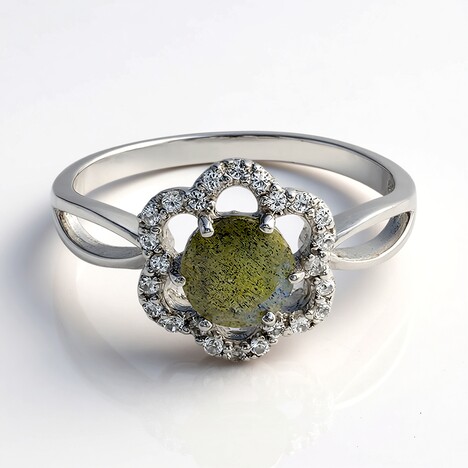 Anello in argento con Spectrolite